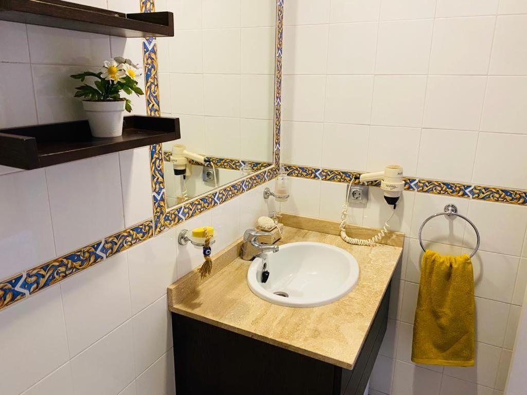 Oasis Apartment ميخاس المظهر الخارجي الصورة
